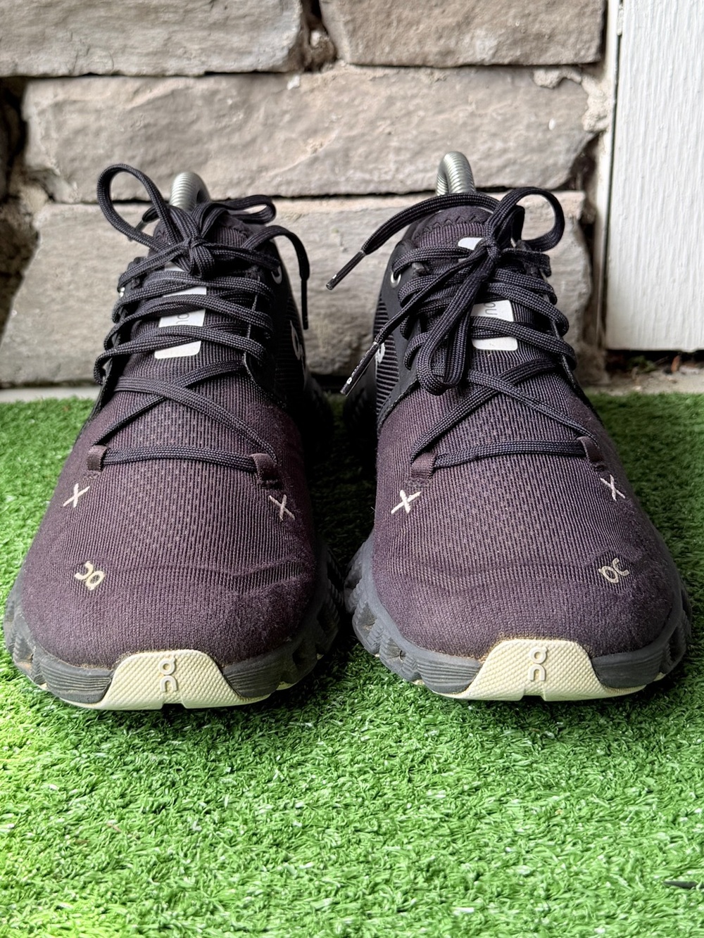 On Cloud Running Black Cloud X 3 Women’s Sneakers - Picture 4 of 10